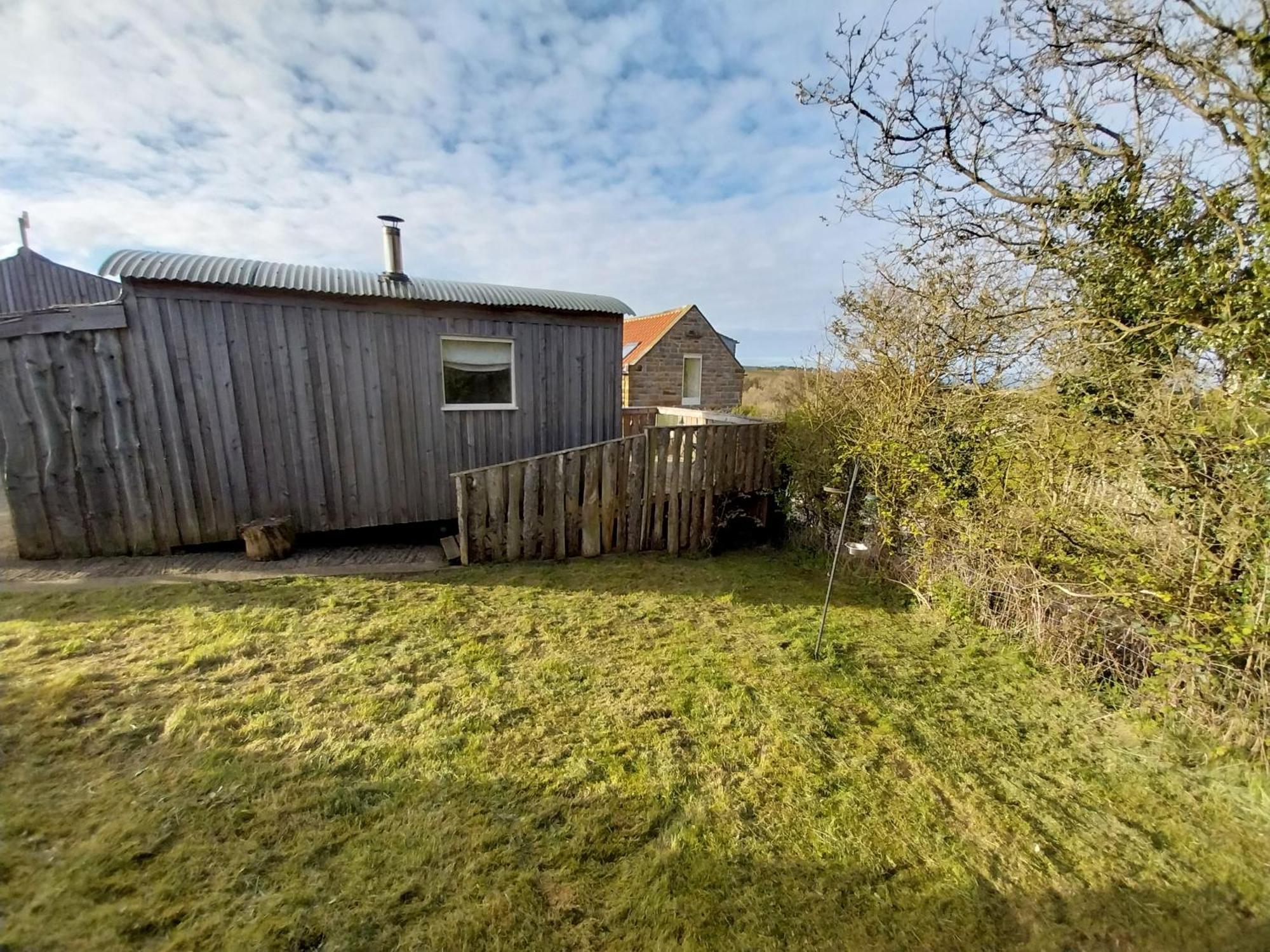 Meadowbeck - Shepherd Huts Fylingdales 외부 사진