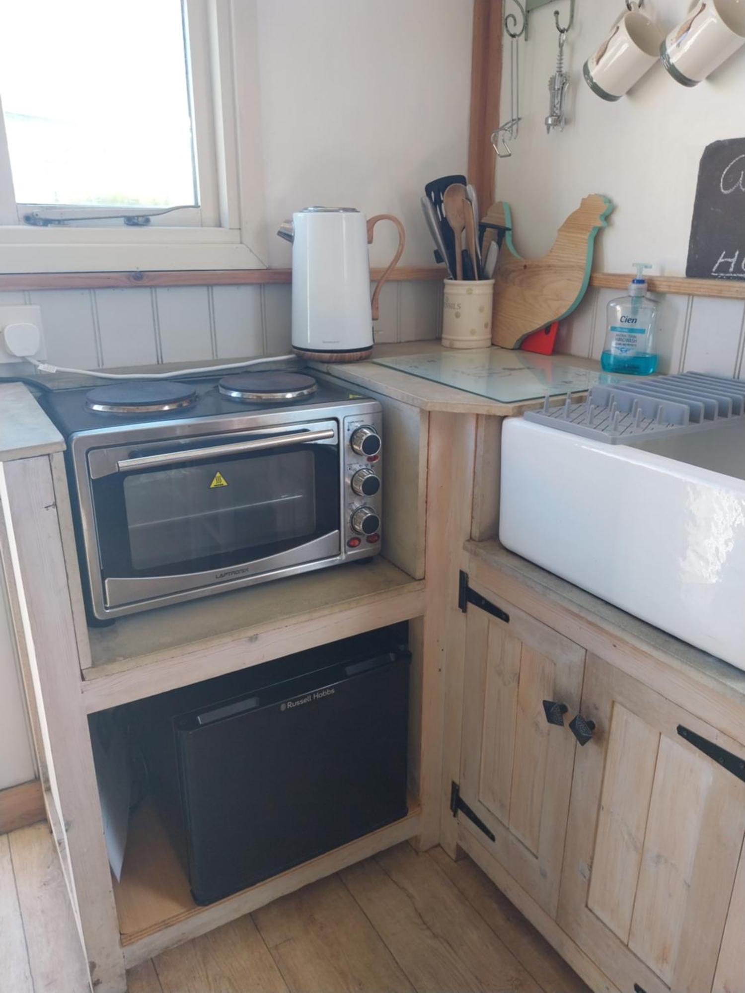 Meadowbeck - Shepherd Huts Fylingdales 외부 사진