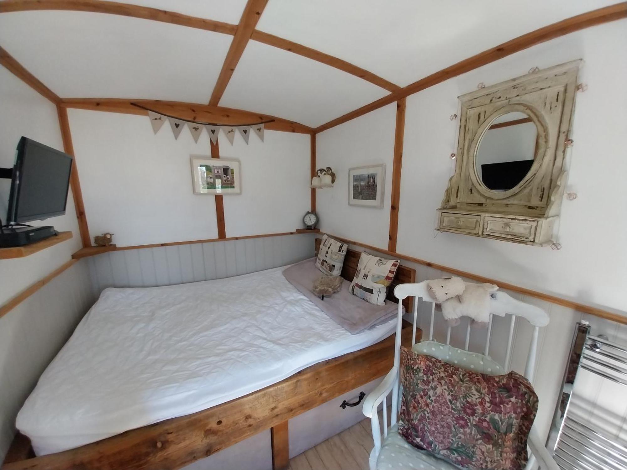 Meadowbeck - Shepherd Huts Fylingdales 외부 사진