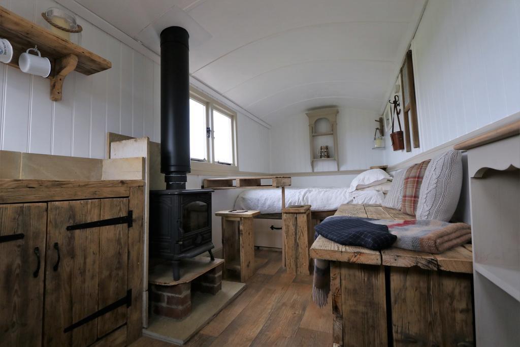 Meadowbeck - Shepherd Huts Fylingdales 외부 사진